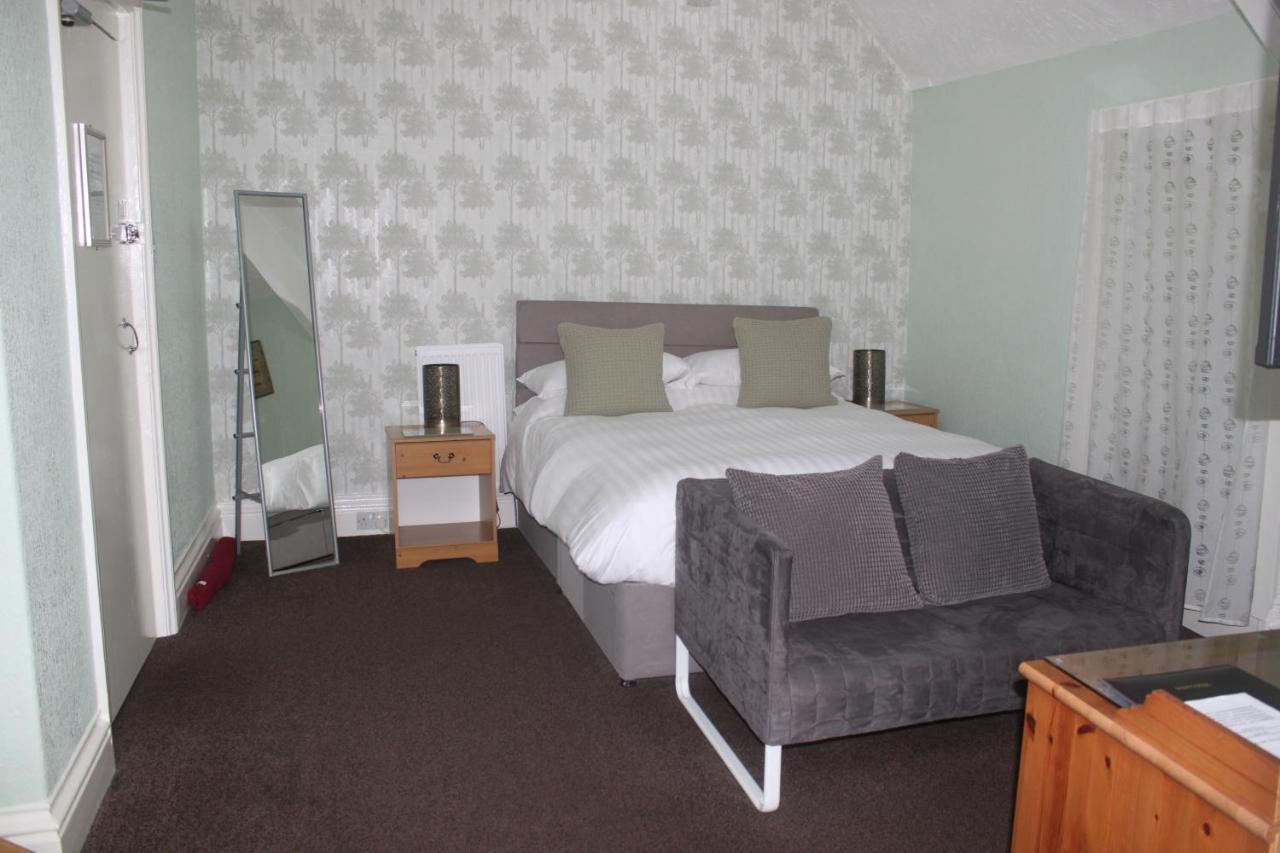 Hazeldene Guest House Bowness-on-Windermere Extérieur photo